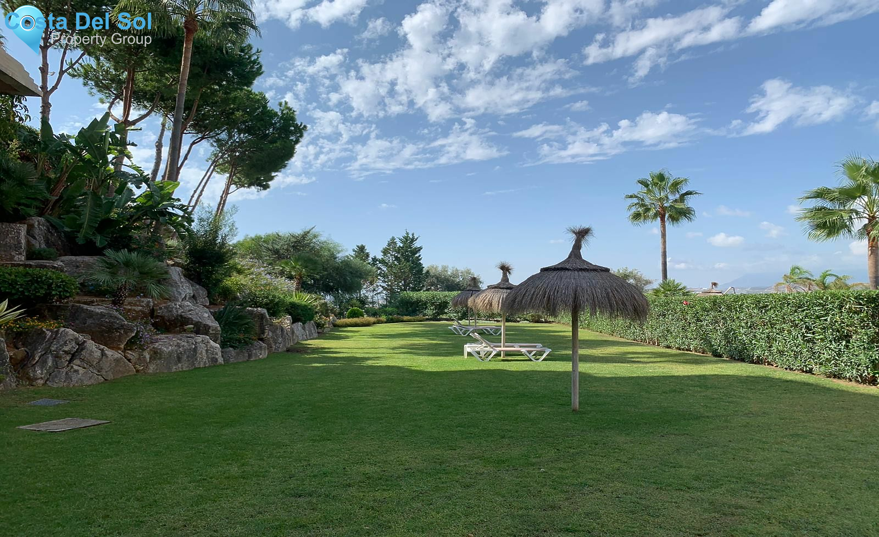 Middle Floor Apartment in Nueva Andalucía-1551229