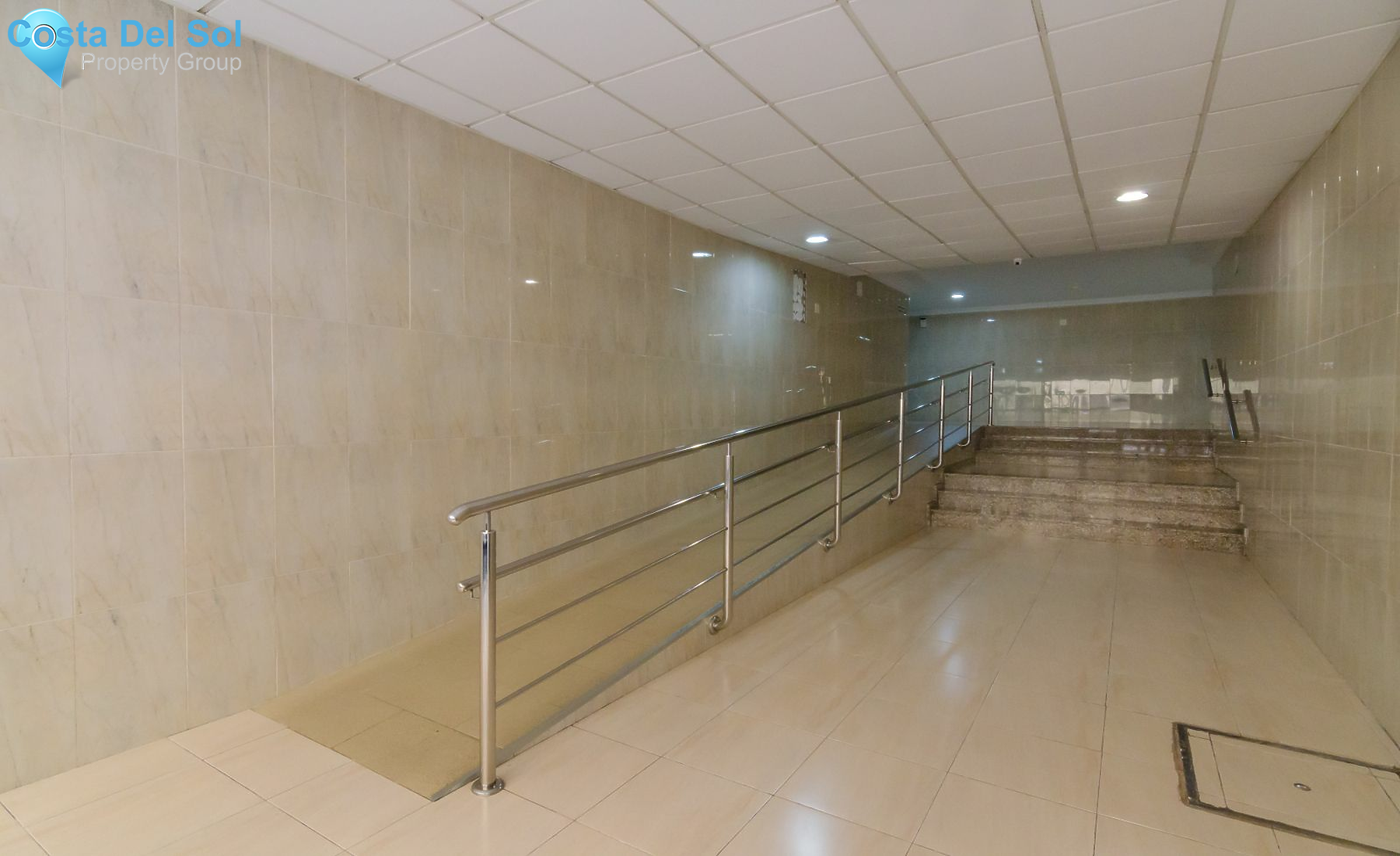 Middle Floor Apartment in Parque Norte-1227828