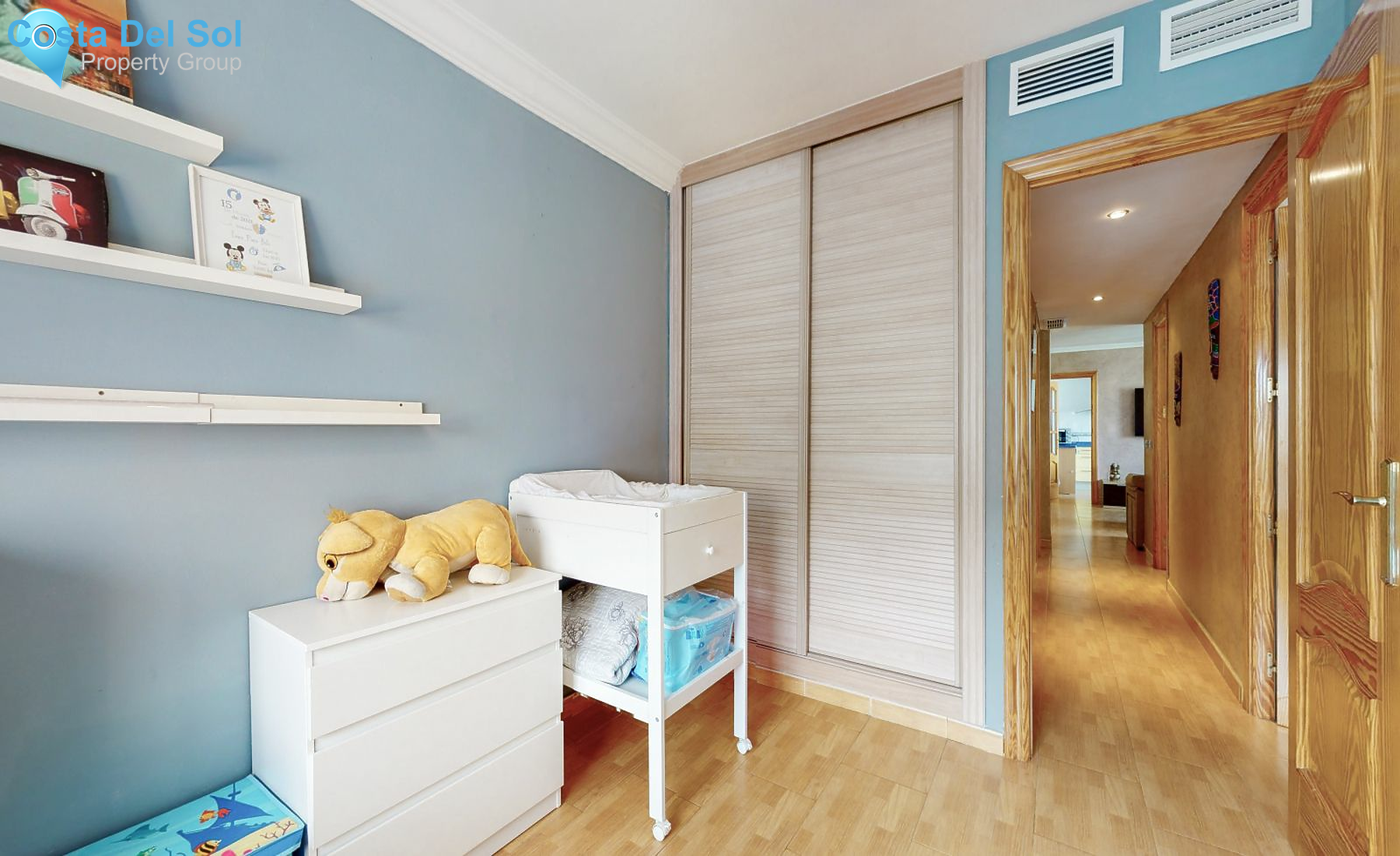 Middle Floor Apartment in Parque Norte-1227819