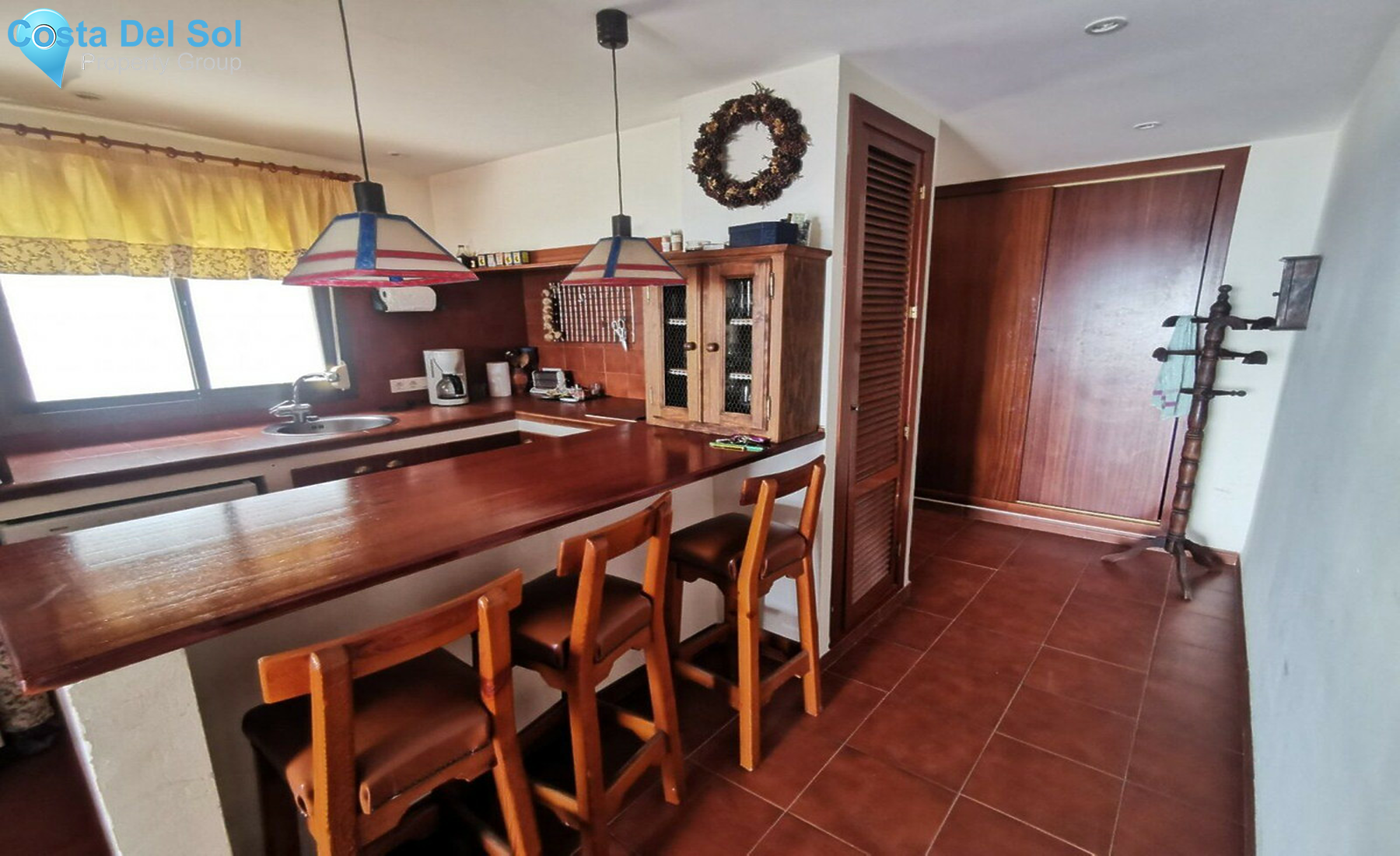 Middle Floor Apartment in Playamar-1261459