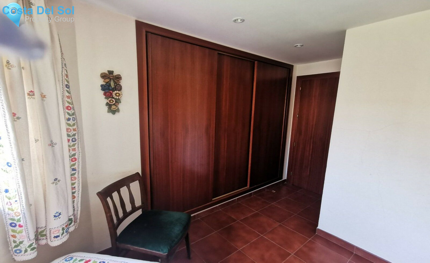 Middle Floor Apartment in Playamar-1261469