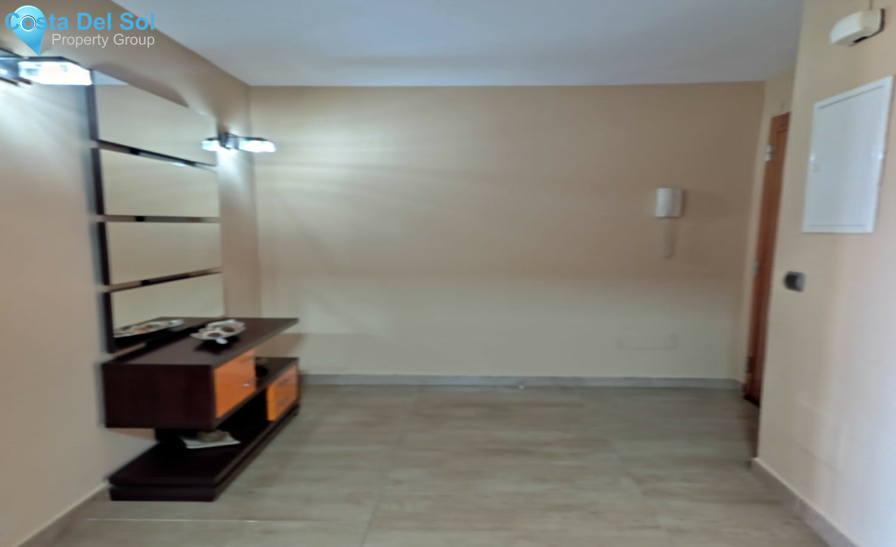 Middle Floor Apartment in Playamar-1315221