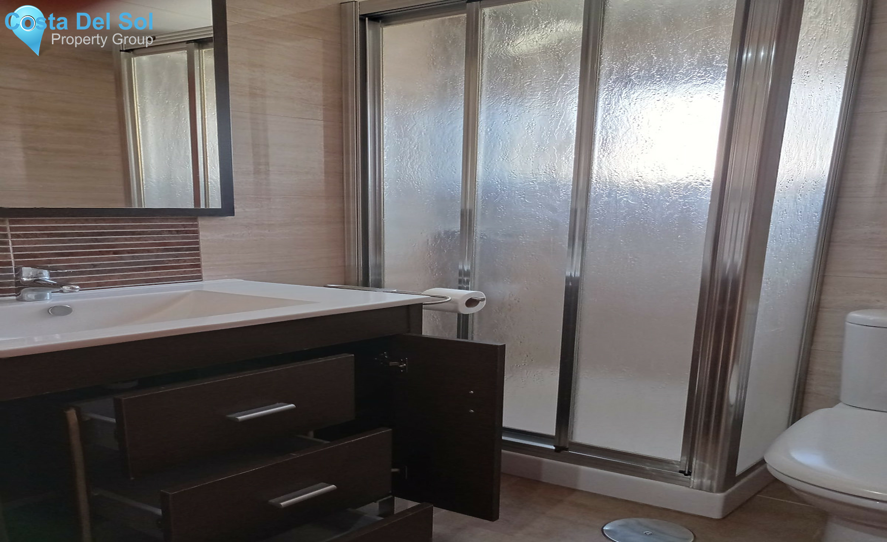 Middle Floor Apartment in Playamar-1315227