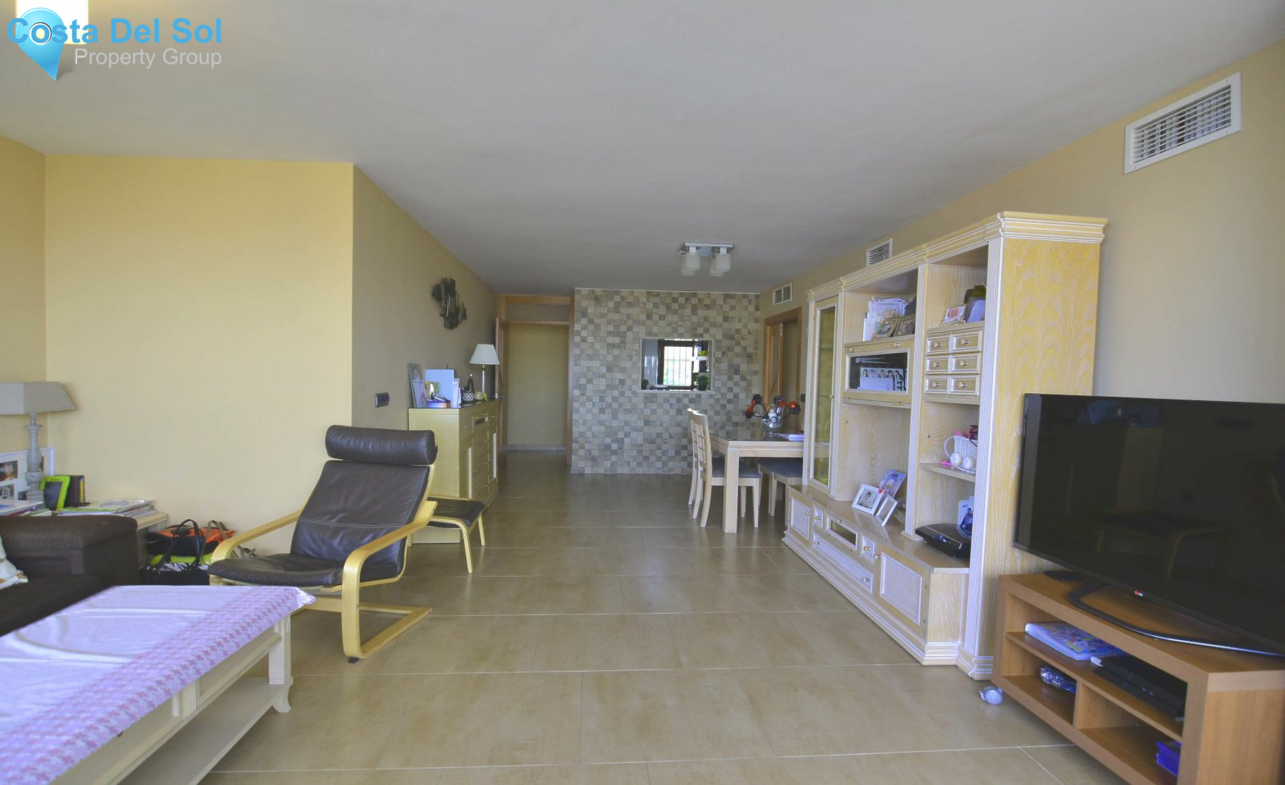 Middle Floor Apartment in Playamar-1490919