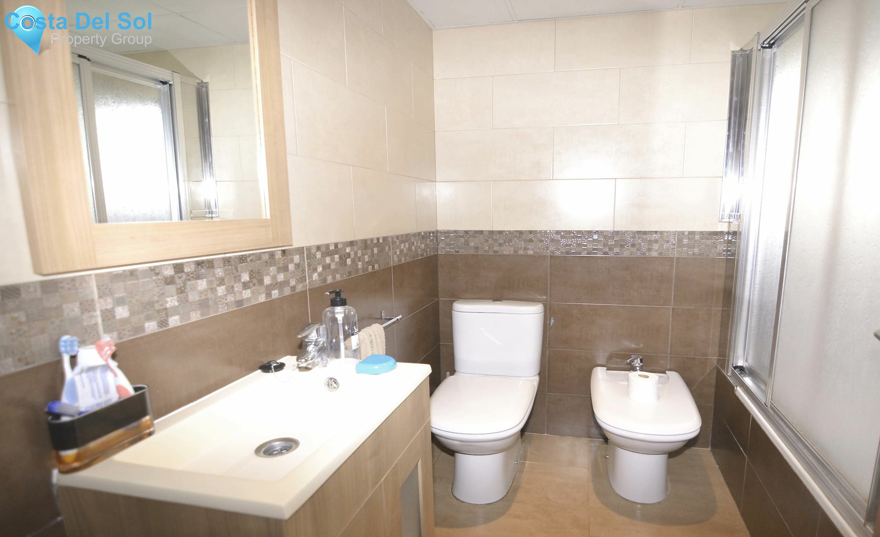 Middle Floor Apartment in Playamar-1490923