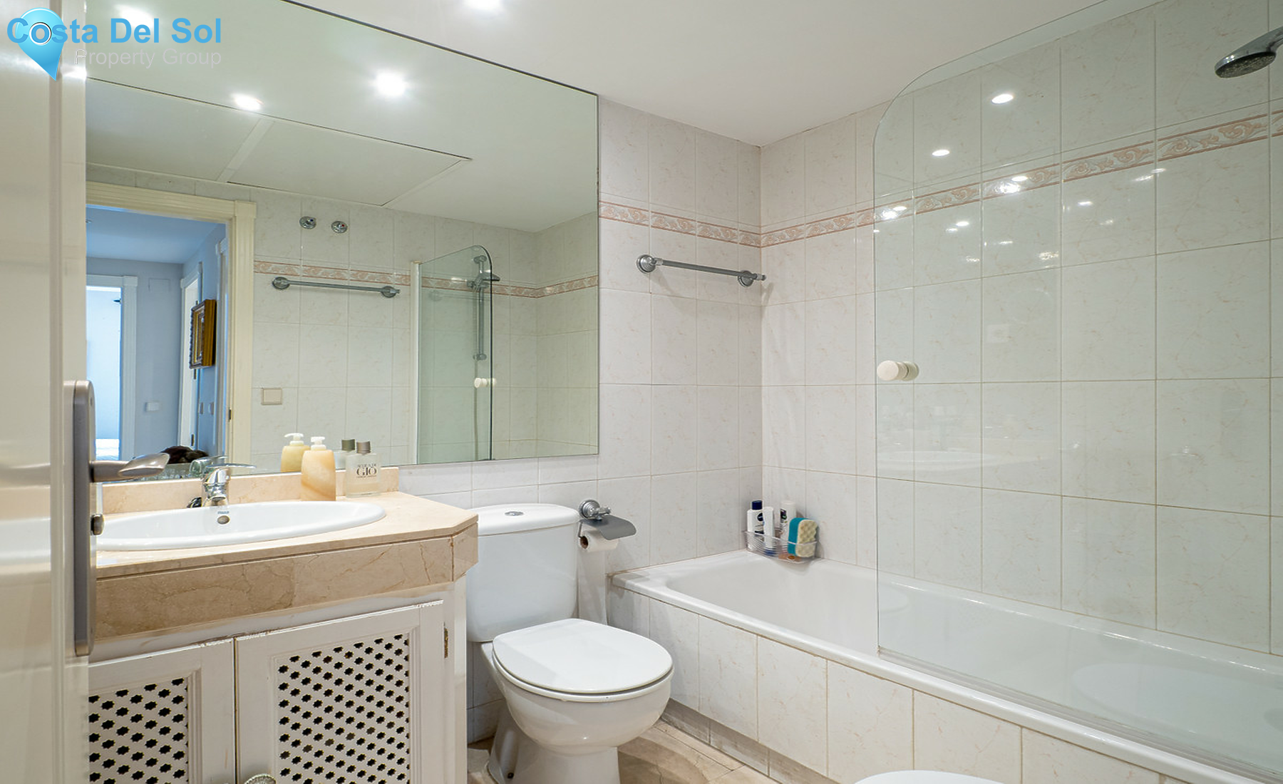 Middle Floor Apartment in Puerto Banús-1239670