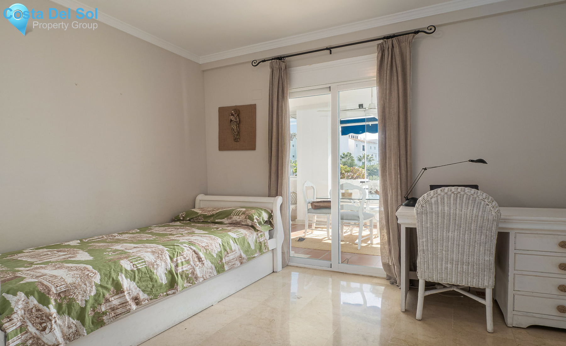 Middle Floor Apartment in Puerto Banús-1239671