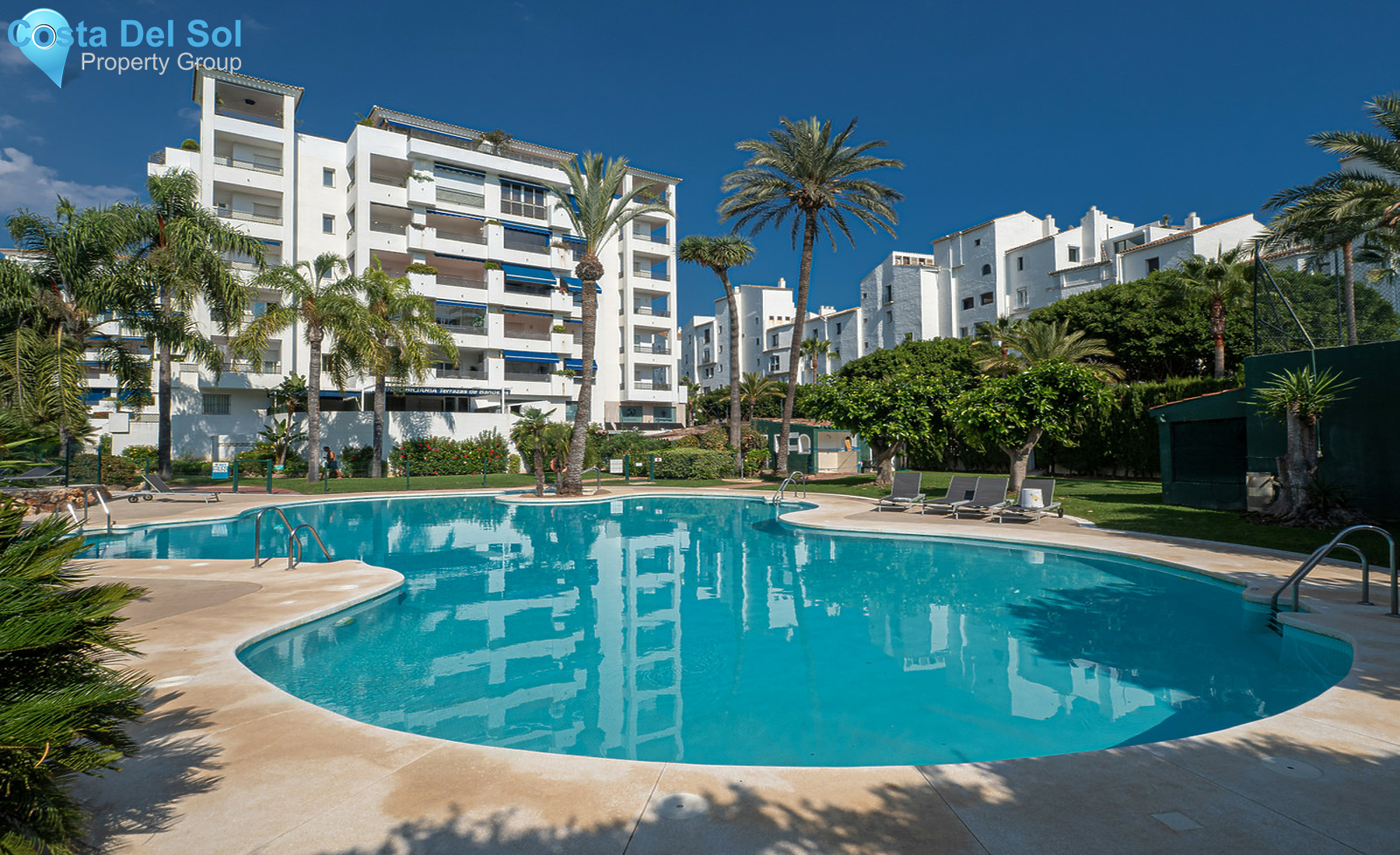Middle Floor Apartment in Puerto Banús-1239672