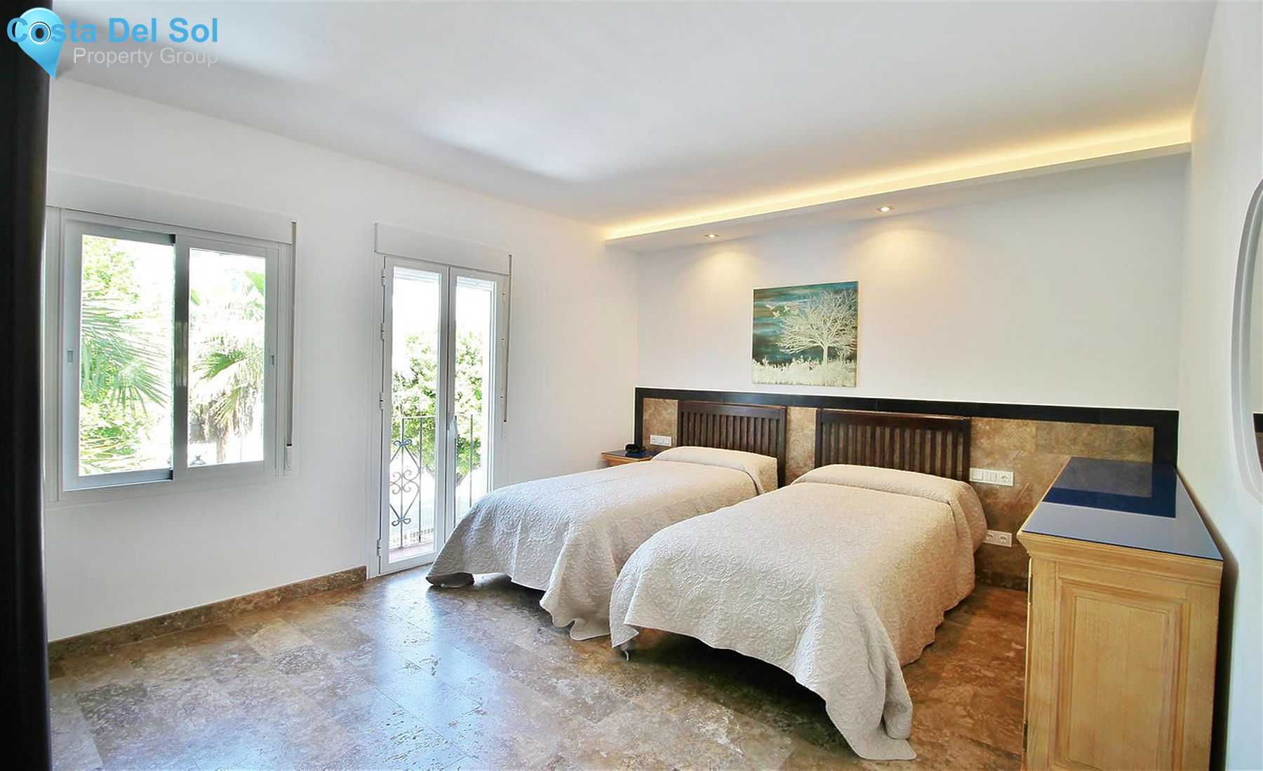 Middle Floor Apartment in Puerto Banús-1287869