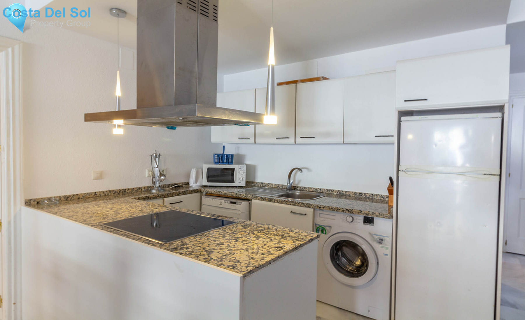 Middle Floor Apartment in Puerto Banús-1293166