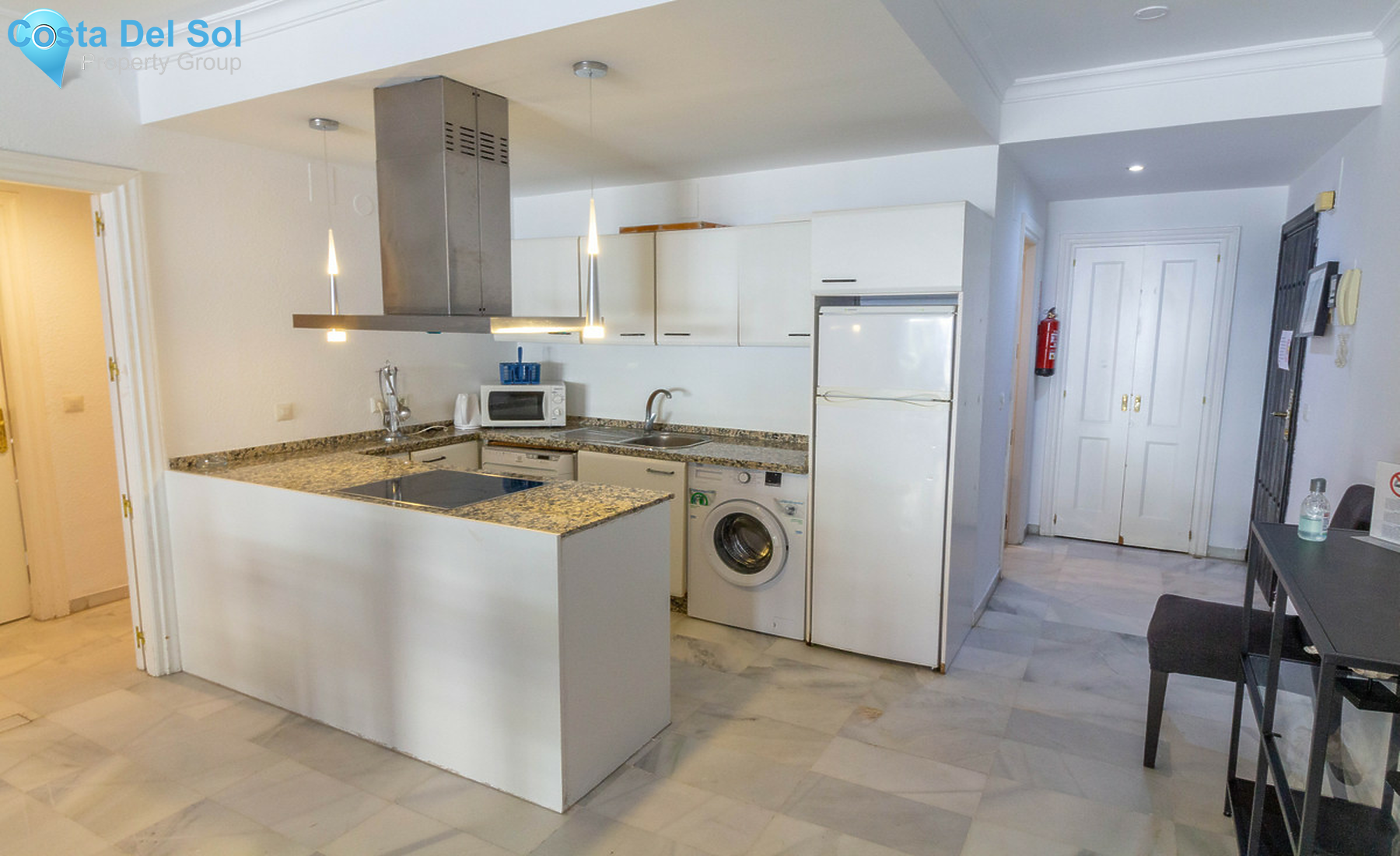 Middle Floor Apartment in Puerto Banús-1293160