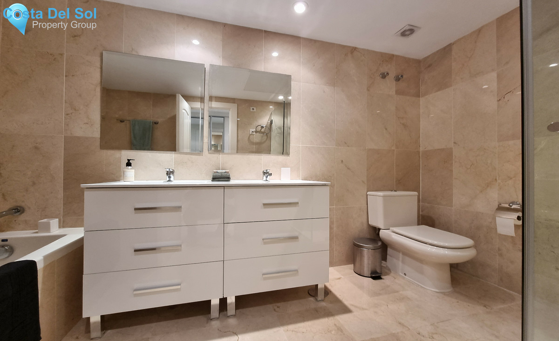 Middle Floor Apartment in Puerto Banús-1293734