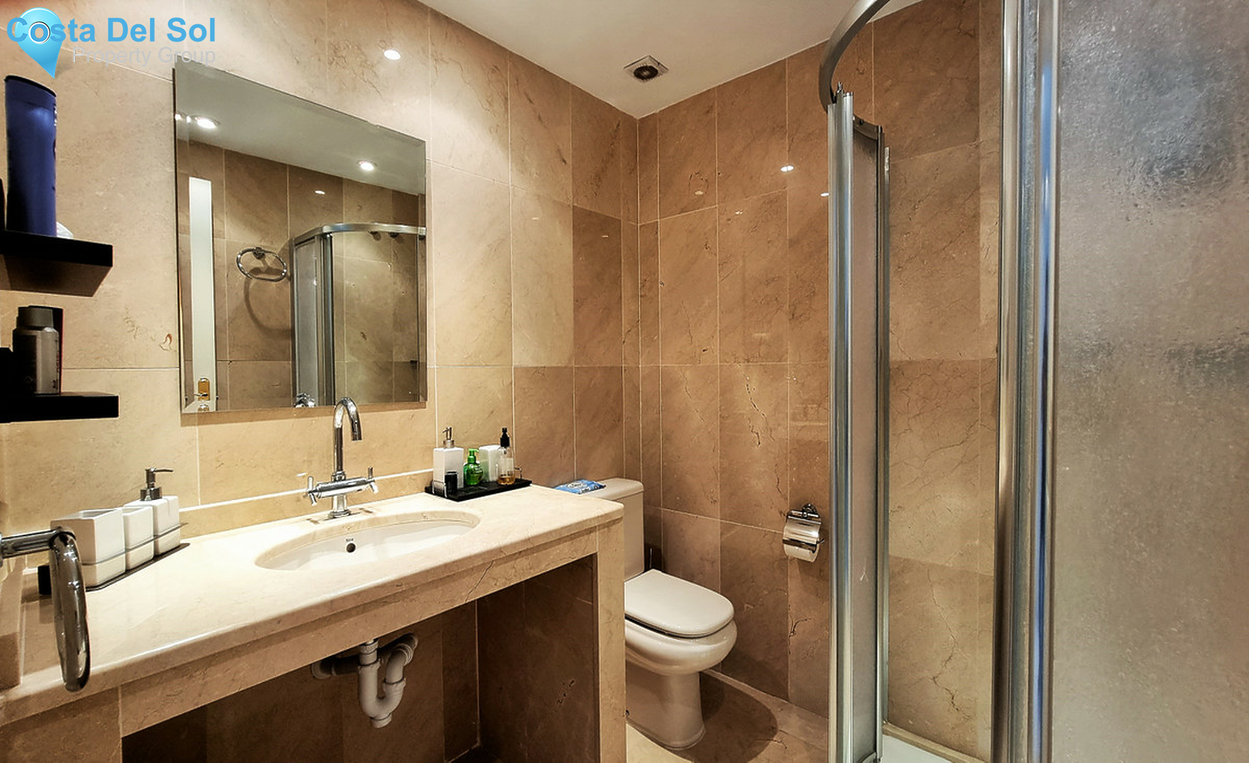 Middle Floor Apartment in Puerto Banús-1293739