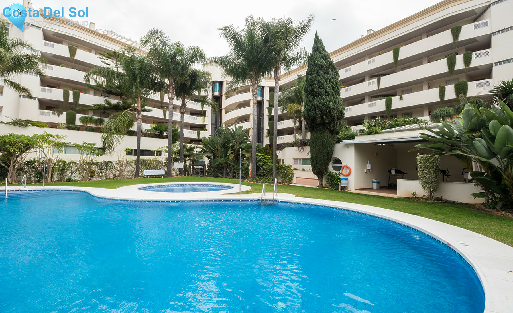 Middle Floor Apartment in Puerto Banús-1316315