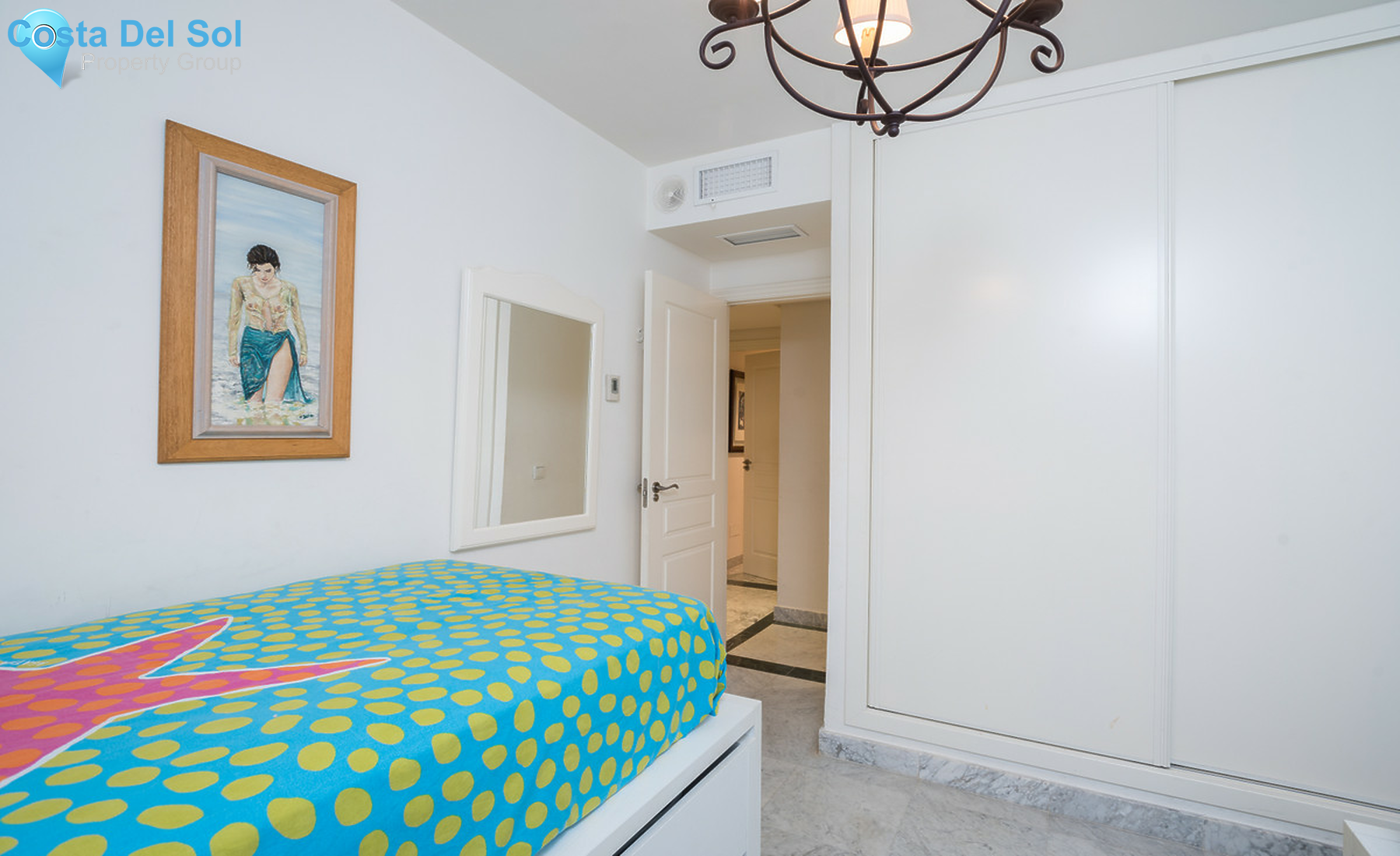 Middle Floor Apartment in Puerto Banús-1316330