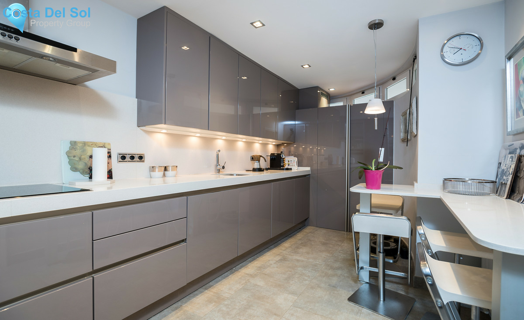 Middle Floor Apartment in Puerto Banús-1316319