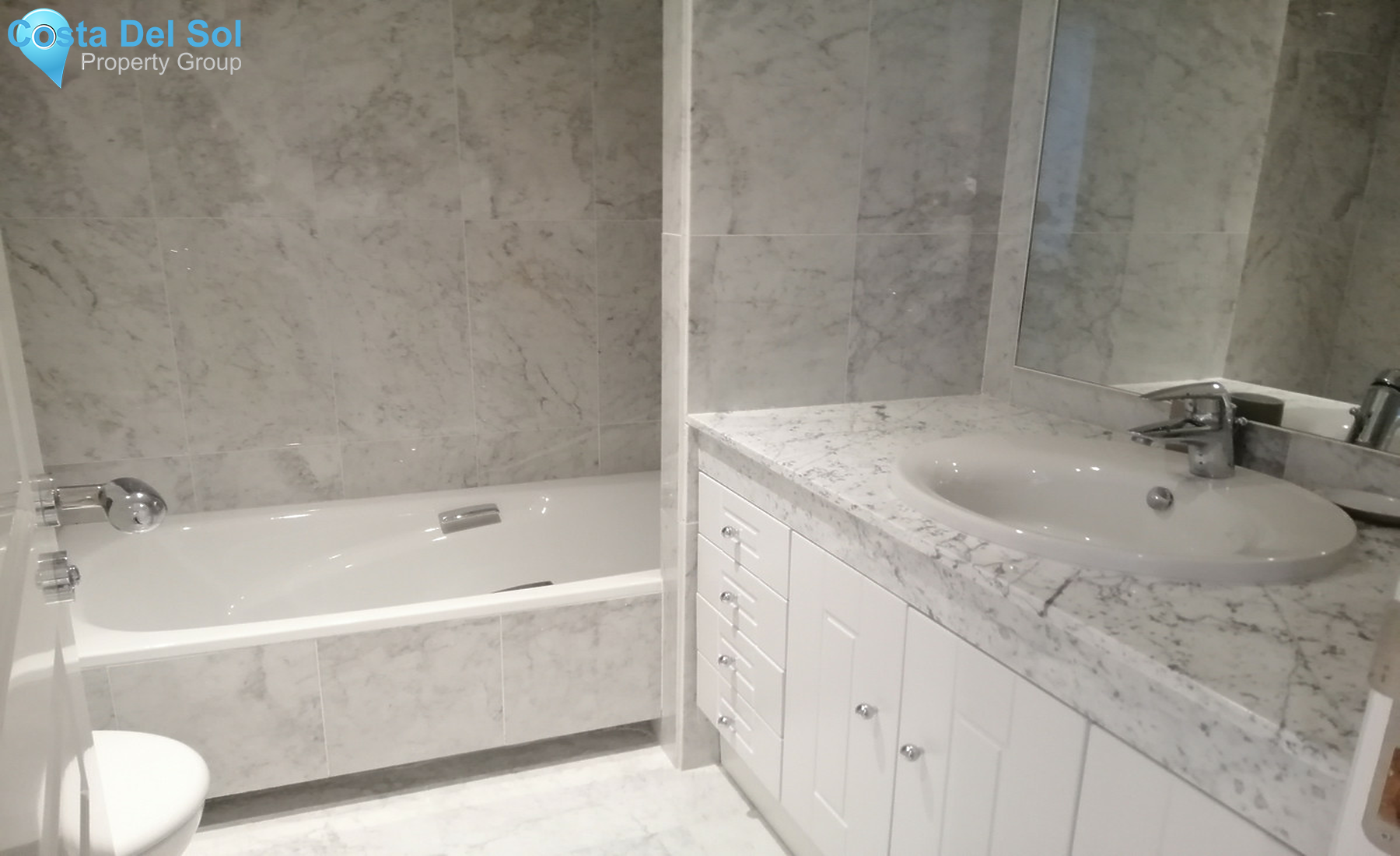 Middle Floor Apartment in Puerto Banús-1322658