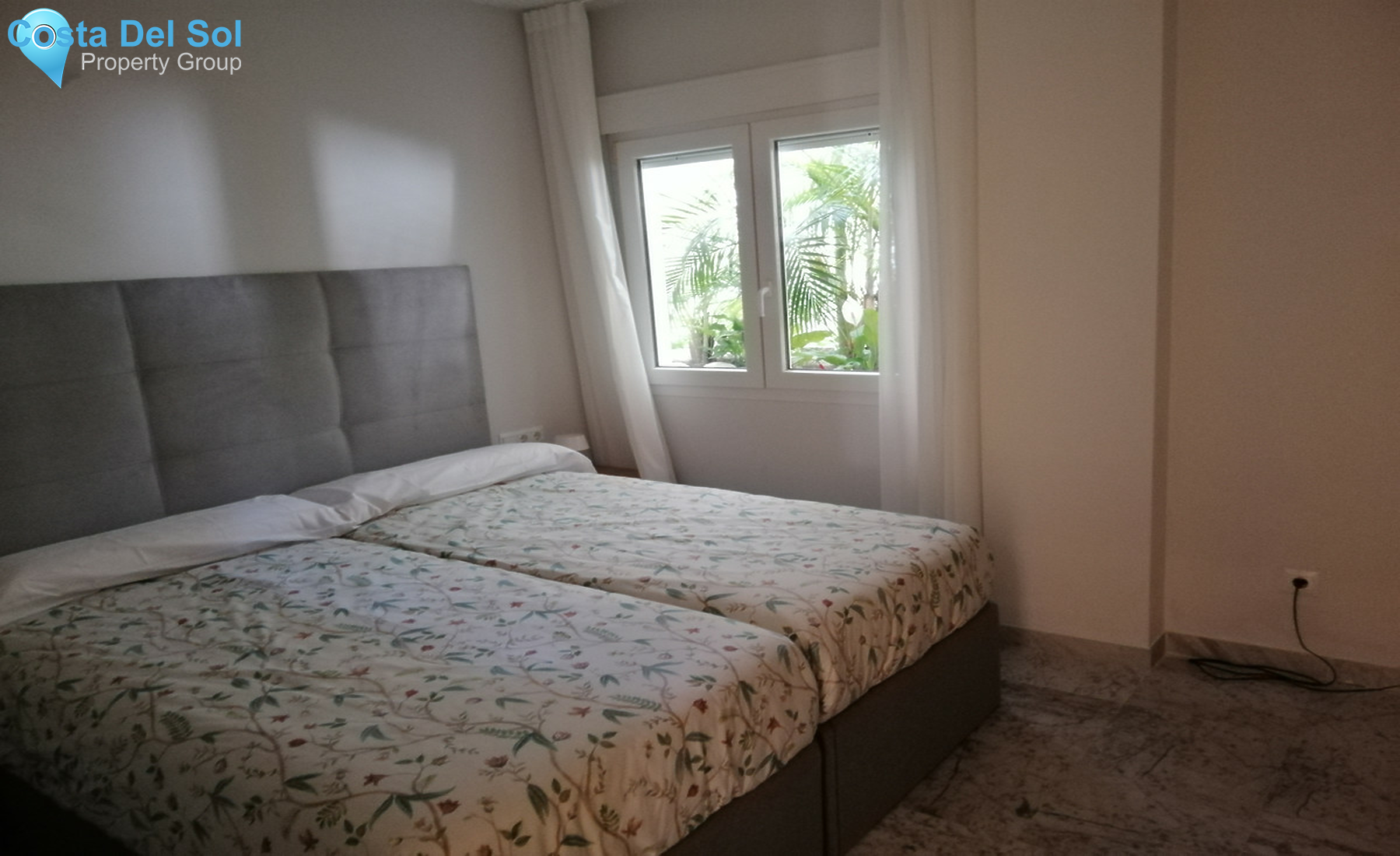 Middle Floor Apartment in Puerto Banús-1322660