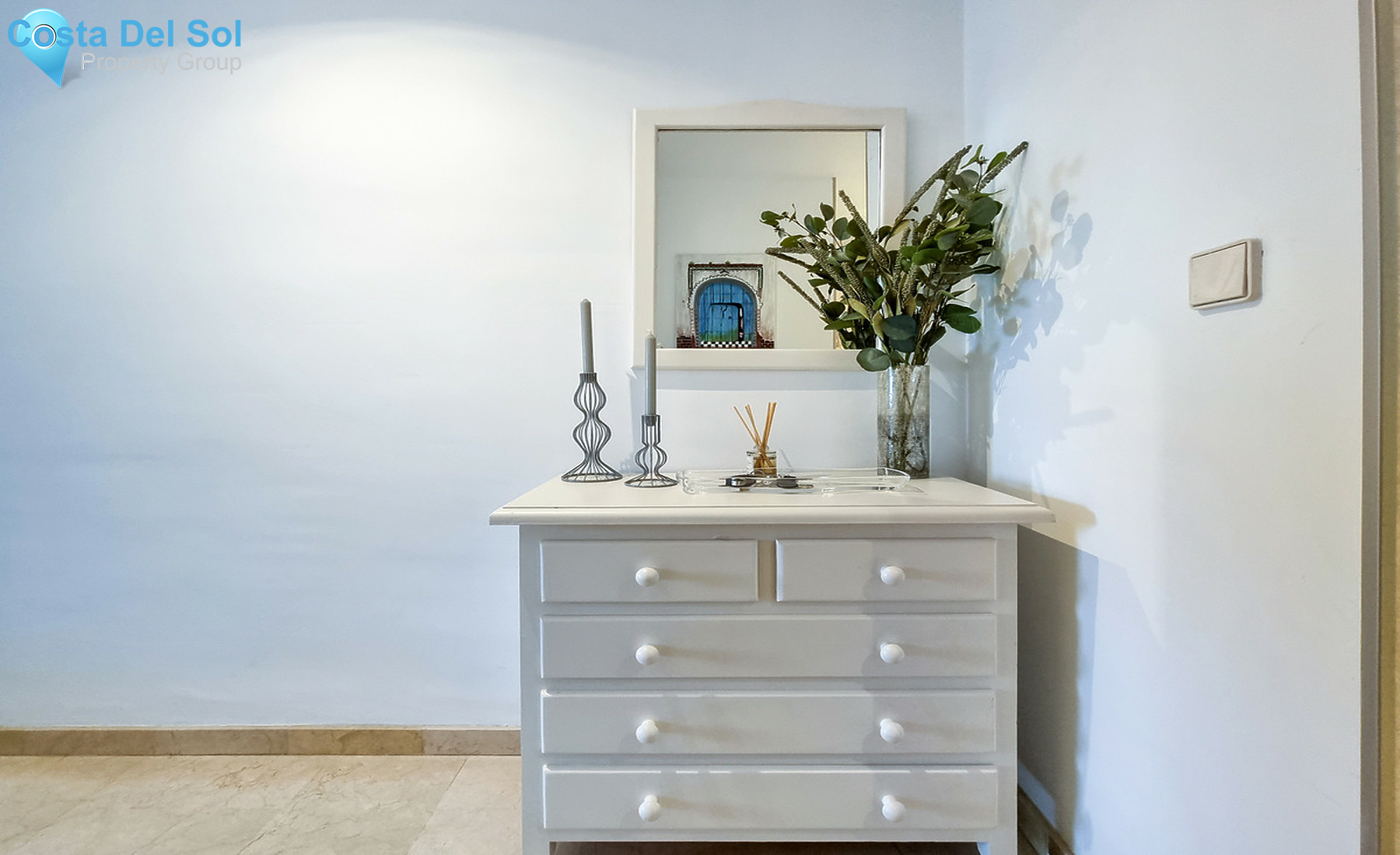 Middle Floor Apartment in Puerto Banús-1325829
