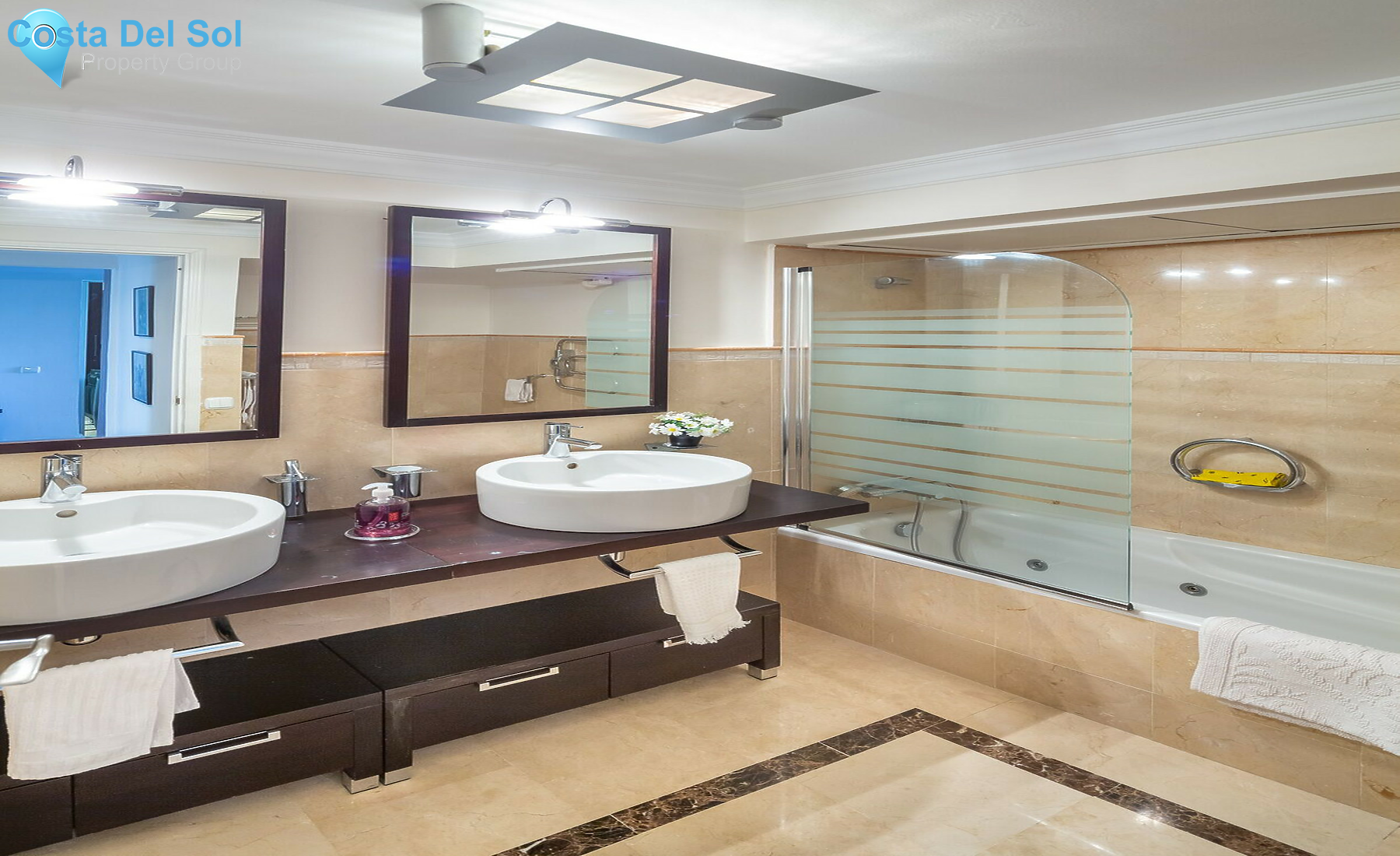 Middle Floor Apartment in Puerto Banús-1342831