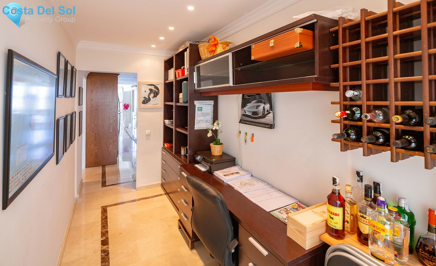 Middle Floor Apartment in Puerto Banús-1342835