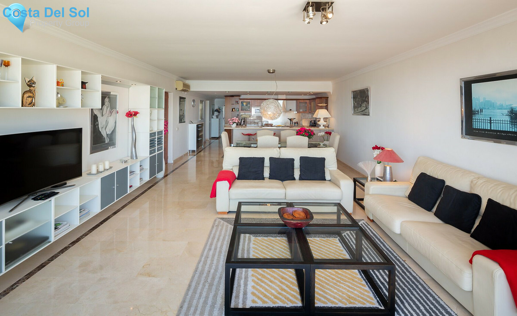 Middle Floor Apartment in Puerto Banús-1342836