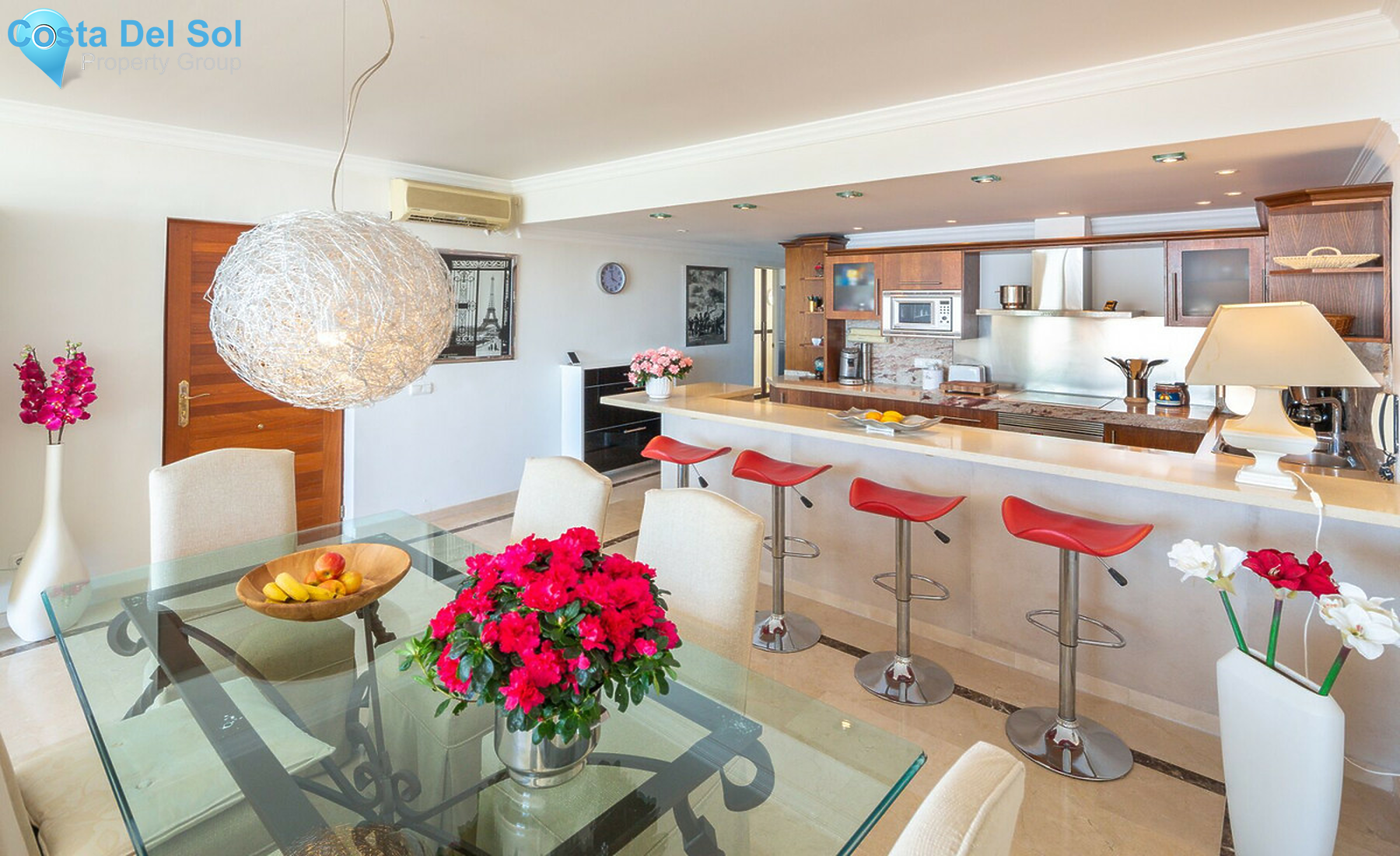 Middle Floor Apartment in Puerto Banús-1342823