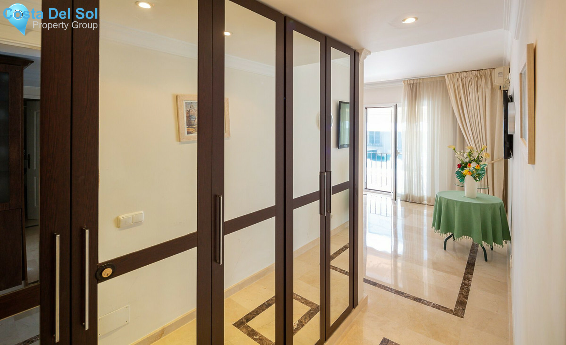 Middle Floor Apartment in Puerto Banús-1342827