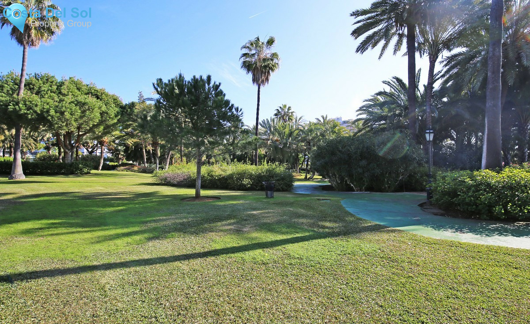 Middle Floor Apartment in Puerto Banús-1374558