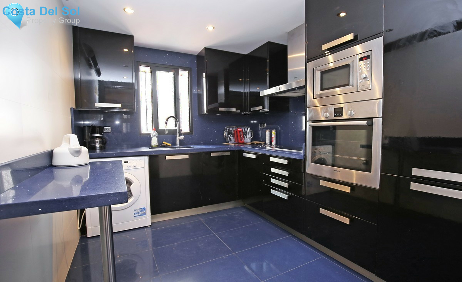 Middle Floor Apartment in Puerto Banús-1374546