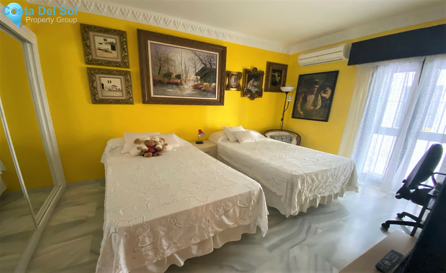 Middle Floor Apartment in Puerto Banús-1382058