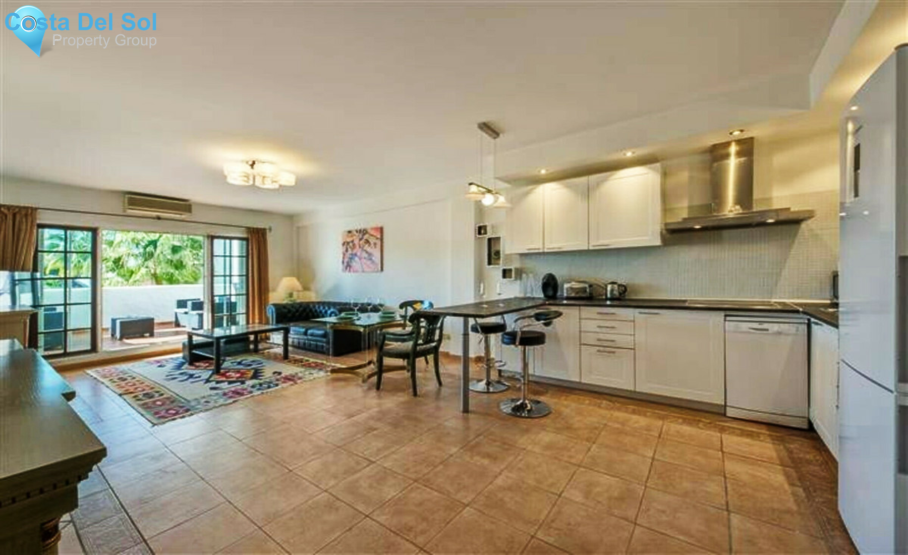 Middle Floor Apartment in Puerto Banús-1406991