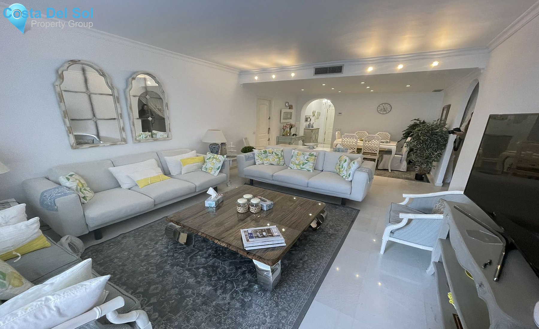 Middle Floor Apartment in Puerto Banús-1416291