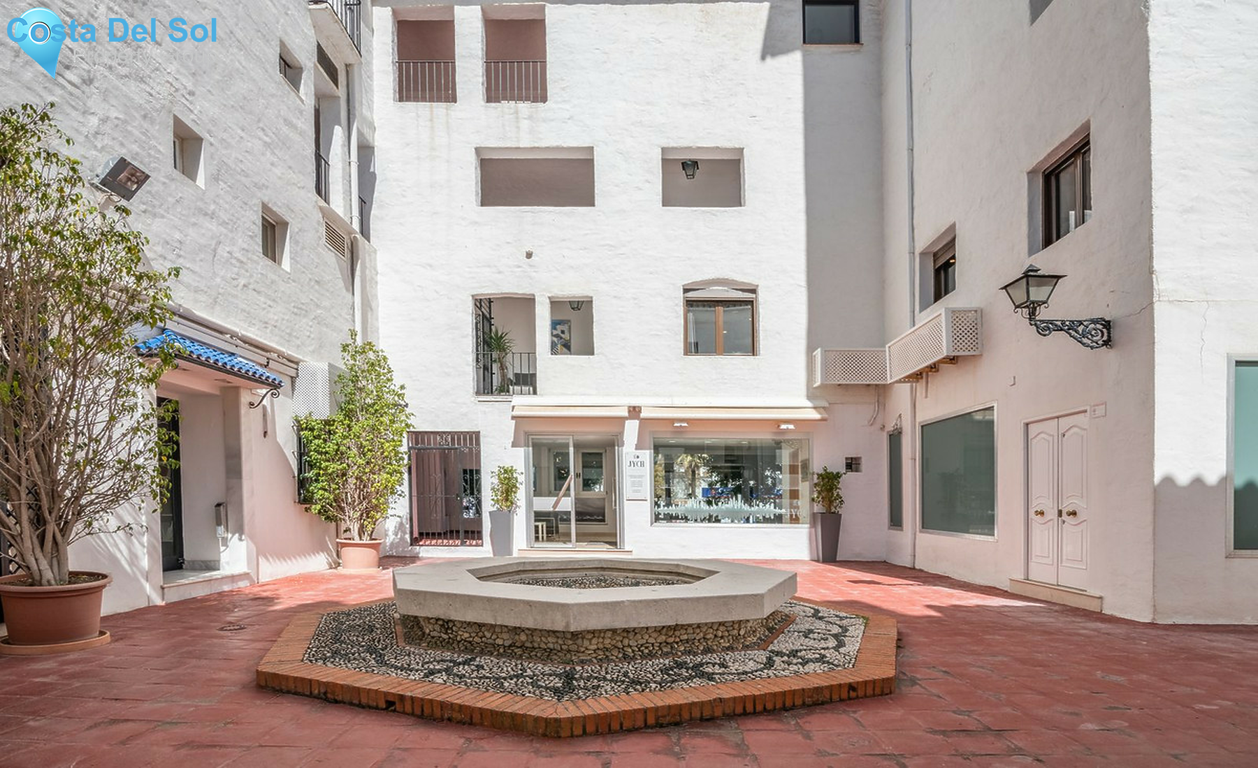Middle Floor Apartment in Puerto Banús-1461067