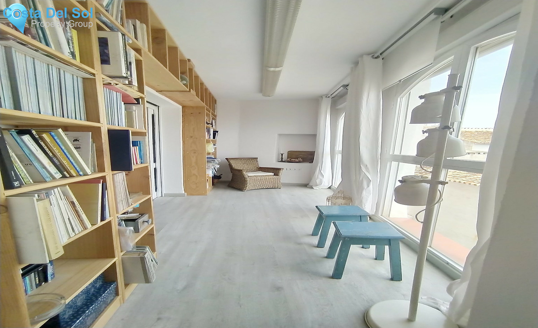 Middle Floor Apartment in Puerto Banús-1461441