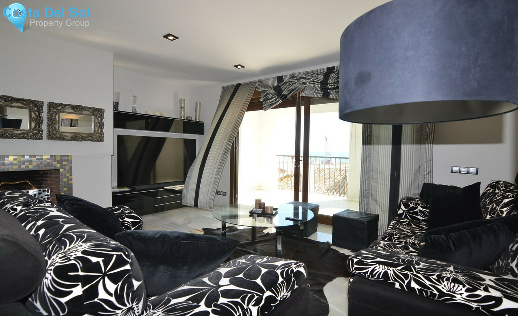 Middle Floor Apartment in Puerto Banús-1503827