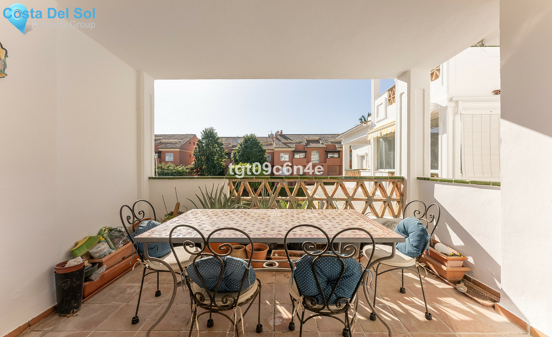 Middle Floor Apartment in Puerto Banús-1511396