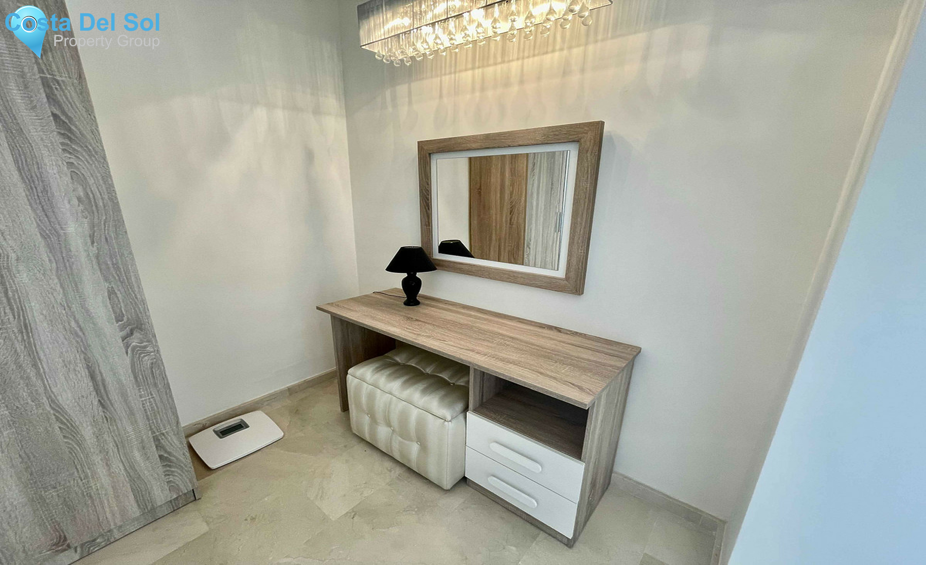 Middle Floor Apartment in Puerto Banús-1512364