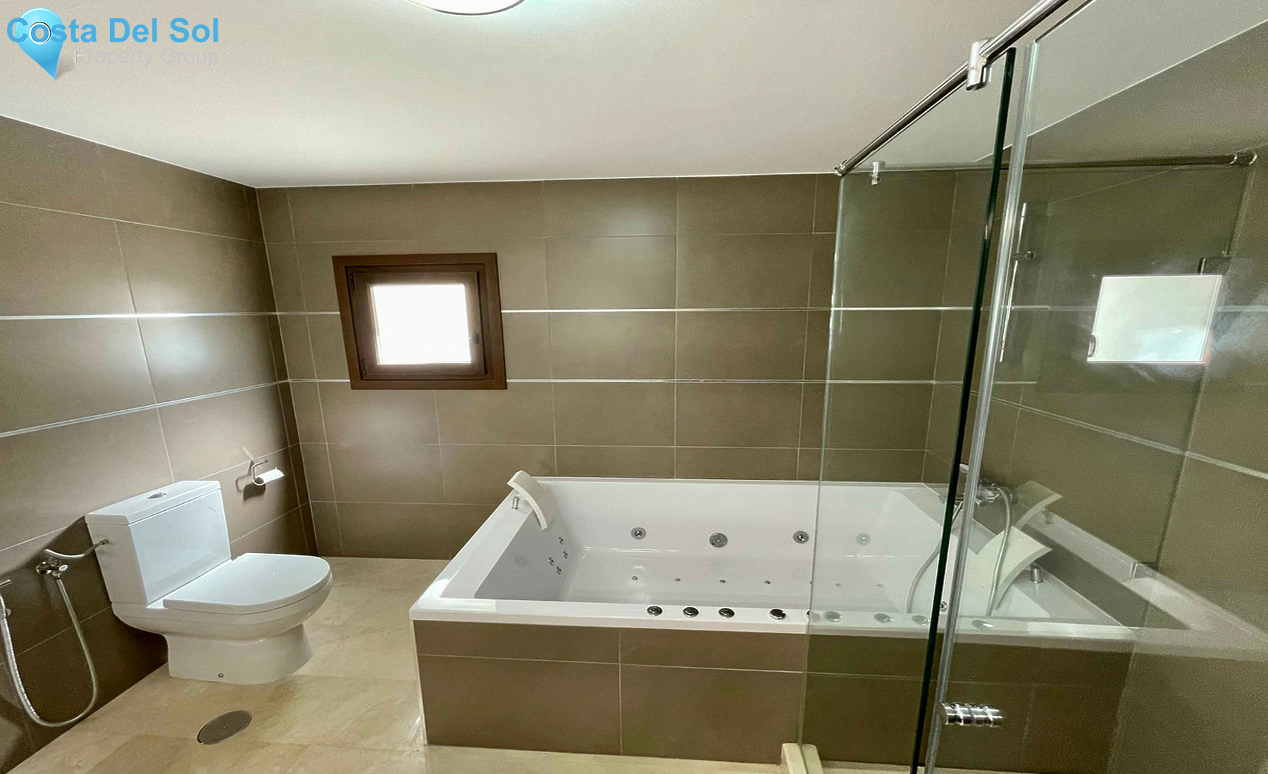Middle Floor Apartment in Puerto Banús-1512367