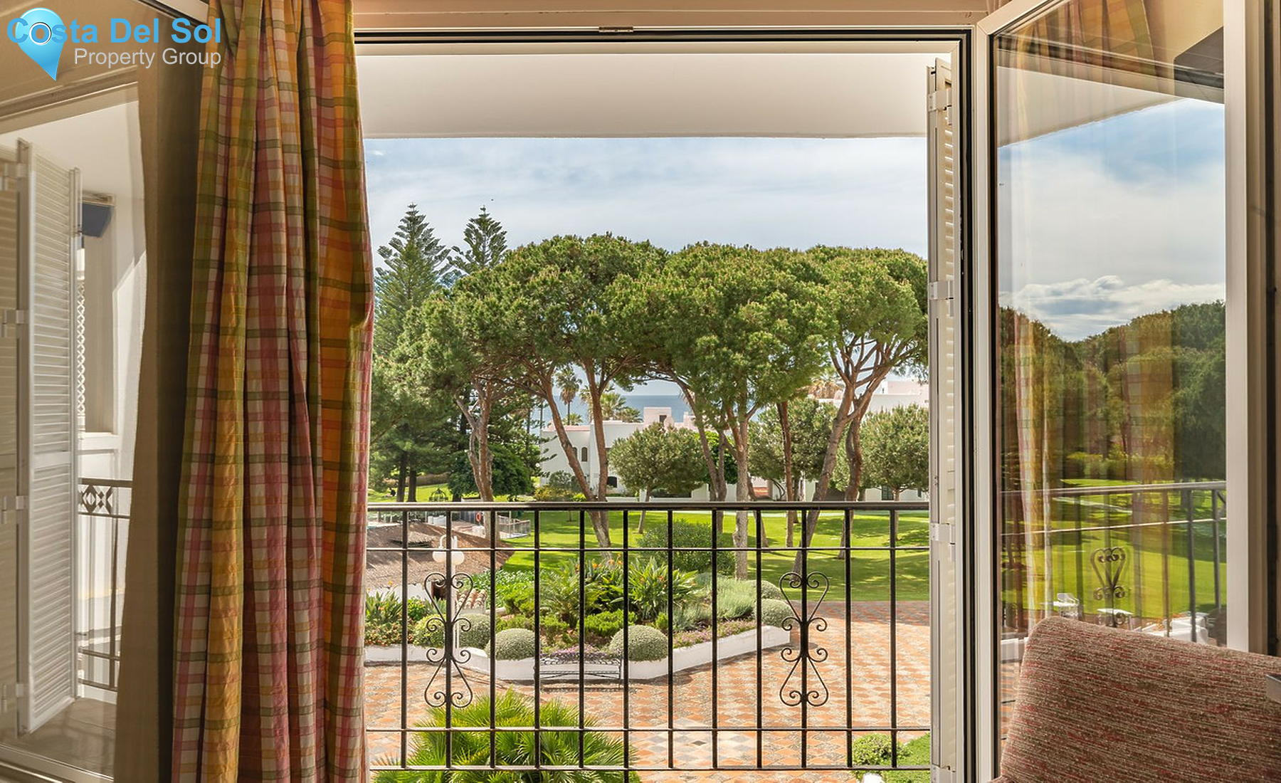 Middle Floor Apartment in Puerto Banús-1535826