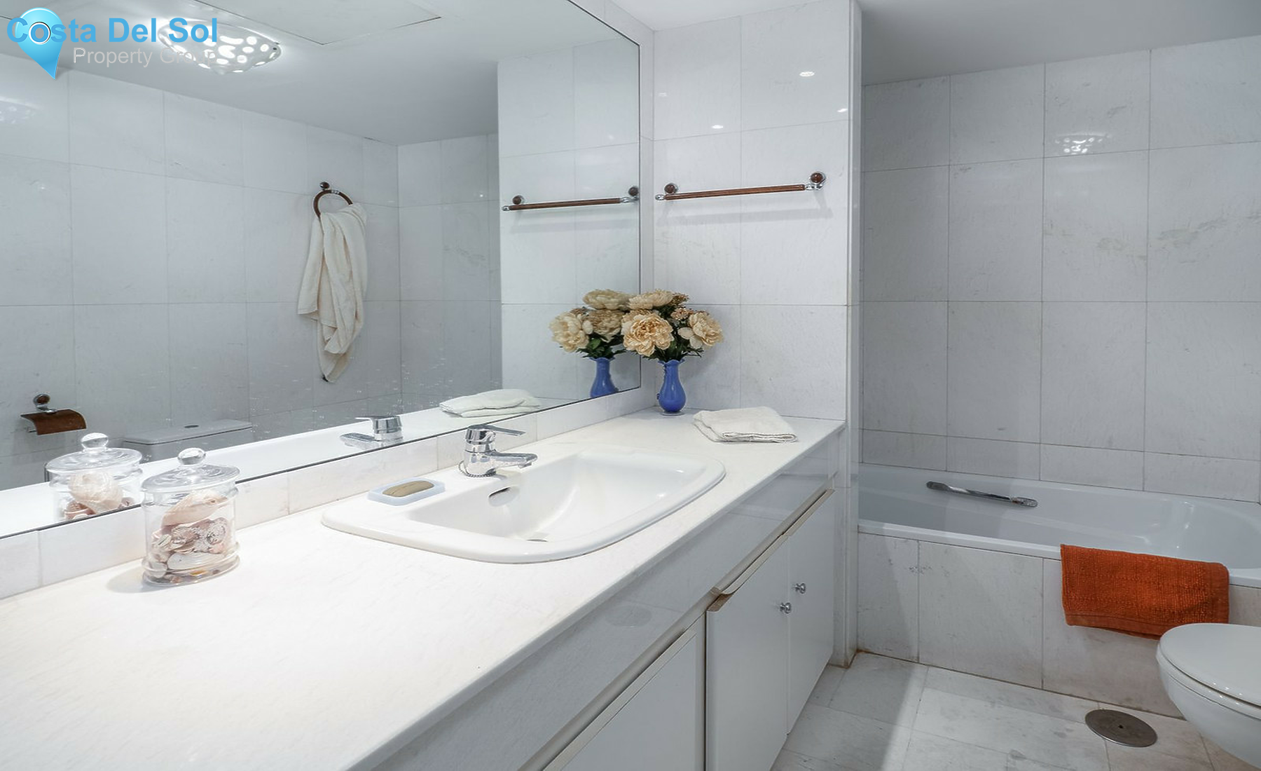 Middle Floor Apartment in Puerto Banús-1556202
