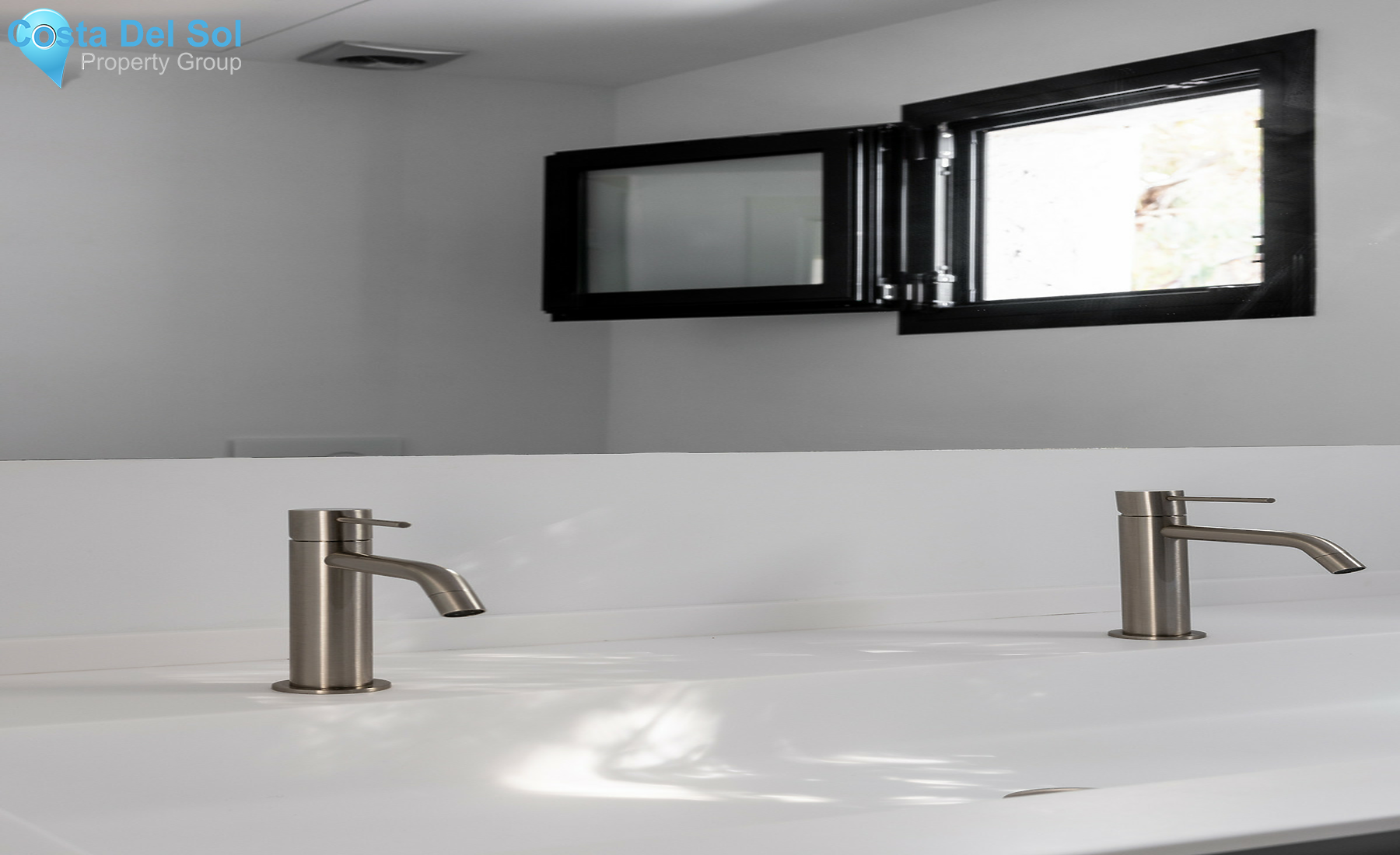 Middle Floor Apartment in Puerto Banús-1559667