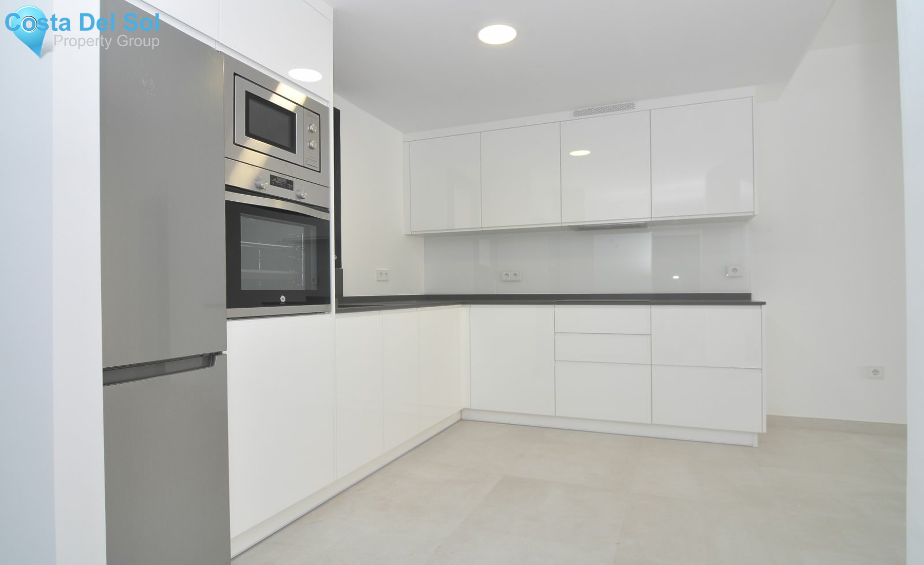 Middle Floor Apartment in Puerto Banús-1139735