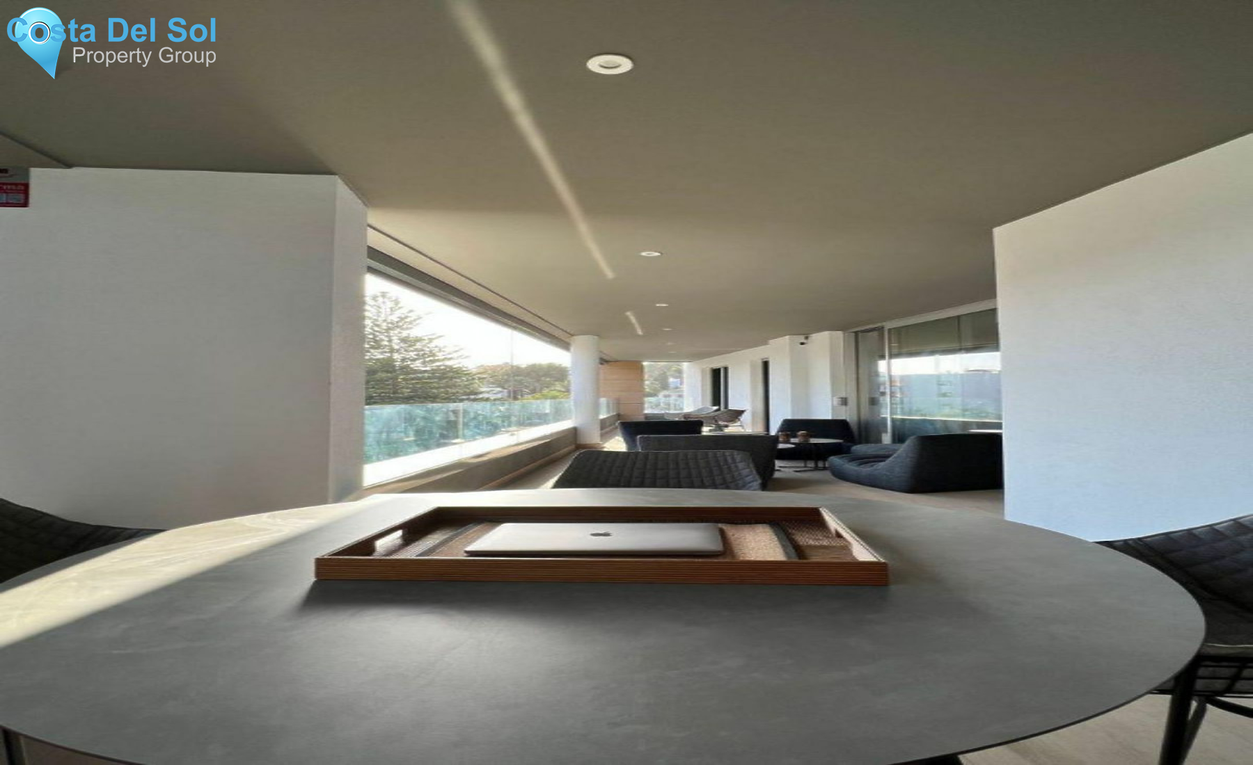 Middle Floor Apartment in Puerto Banús-1152805