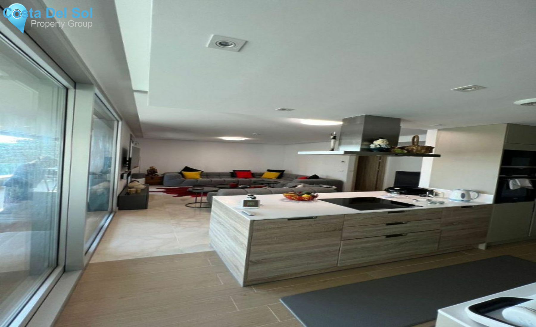 Middle Floor Apartment in Puerto Banús-1152796