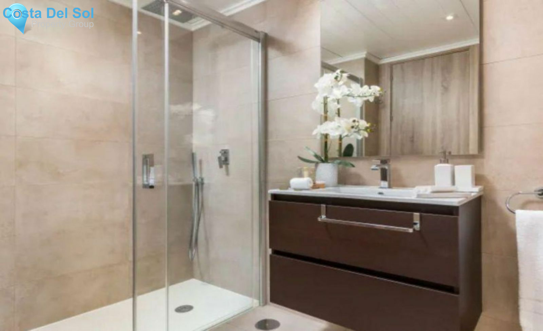 Middle Floor Apartment in Puerto Banús-1152801
