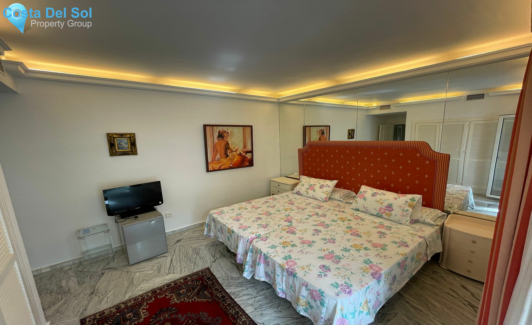 Middle Floor Apartment in Puerto Banús-1163590