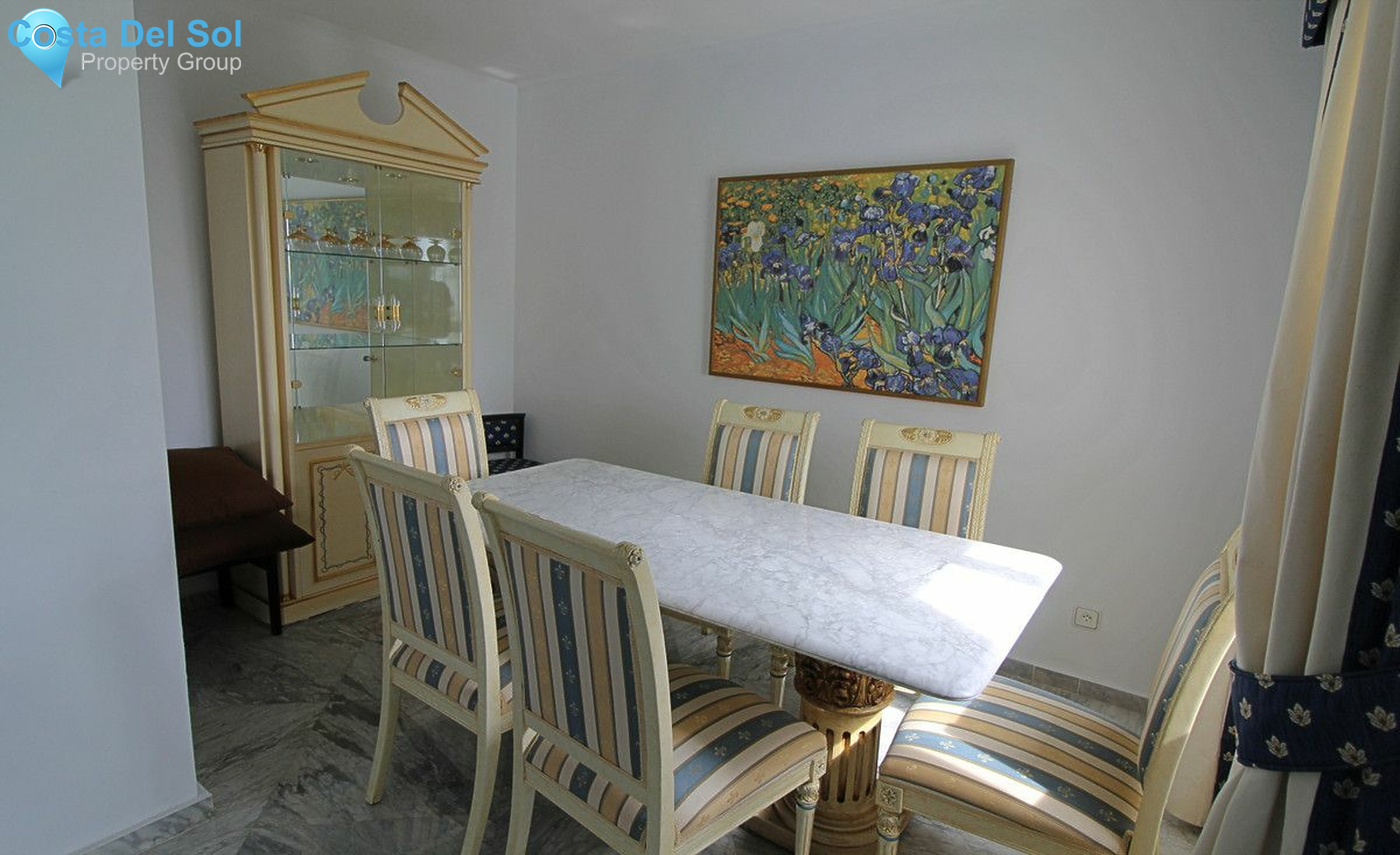 Middle Floor Apartment in Puerto Banús-1163580