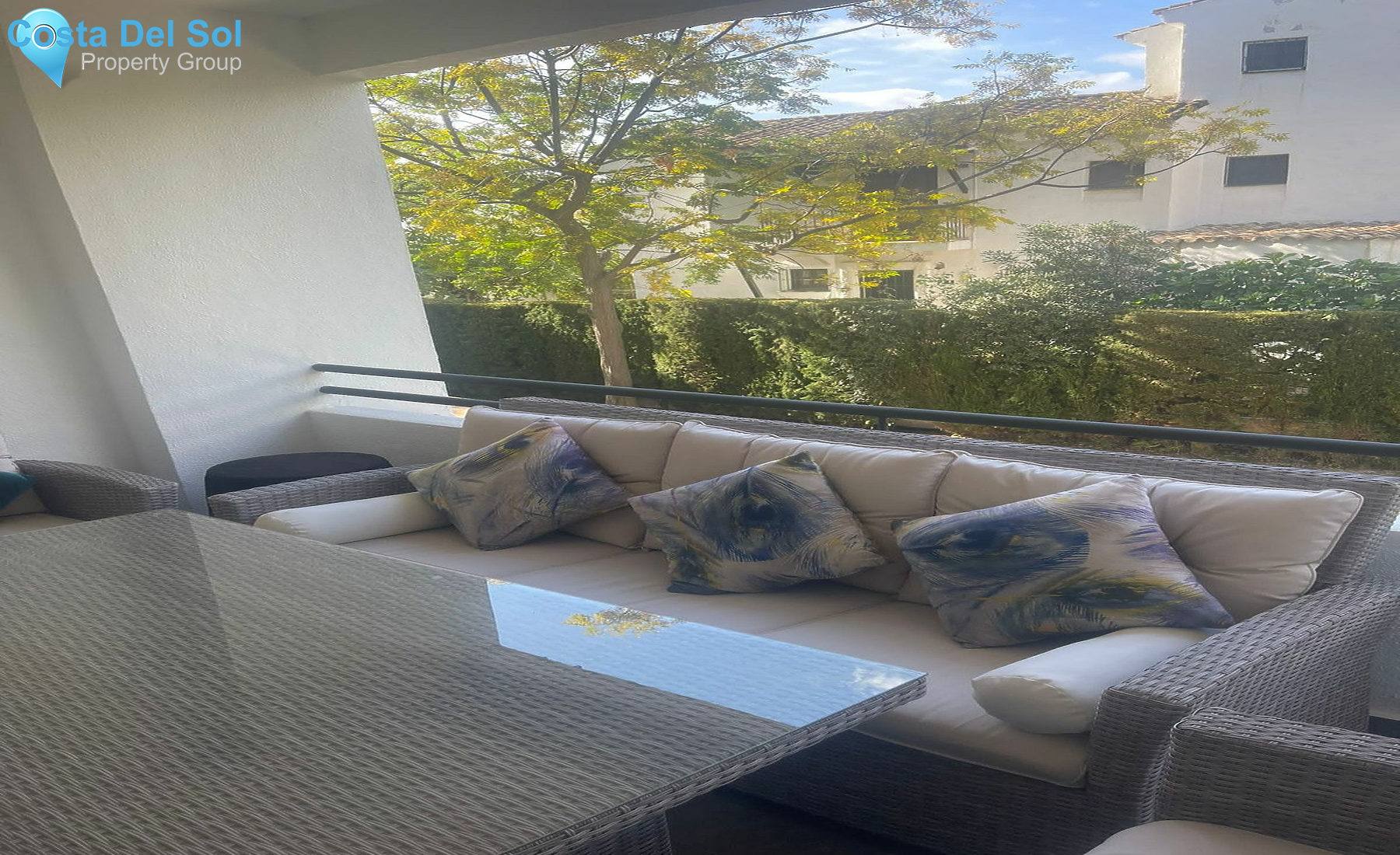 Middle Floor Apartment in Puerto Banús-1163681