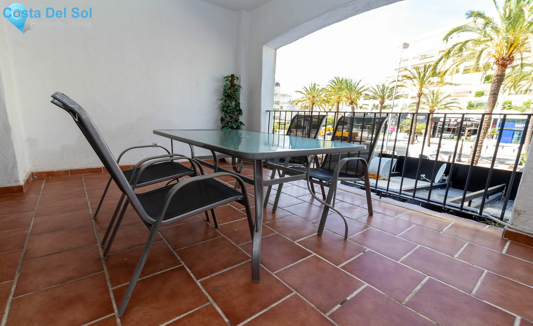 Middle Floor Apartment in Puerto Banús-1167292